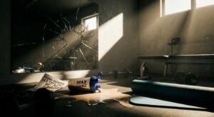 Symbolbild eines Fitness-Fauxpas: umgestürzte Proteinshake-Flasche und zerbrochener Spiegel im Studio